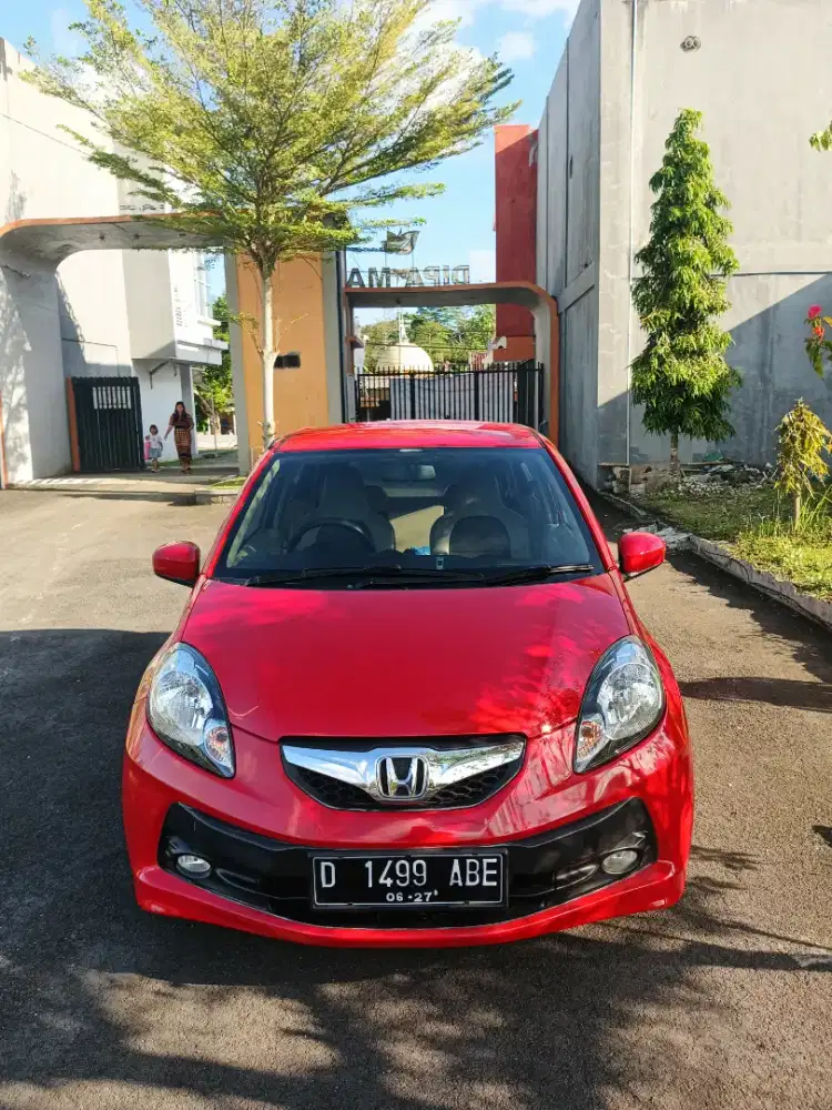 Honda Brio tahun 2013 type E