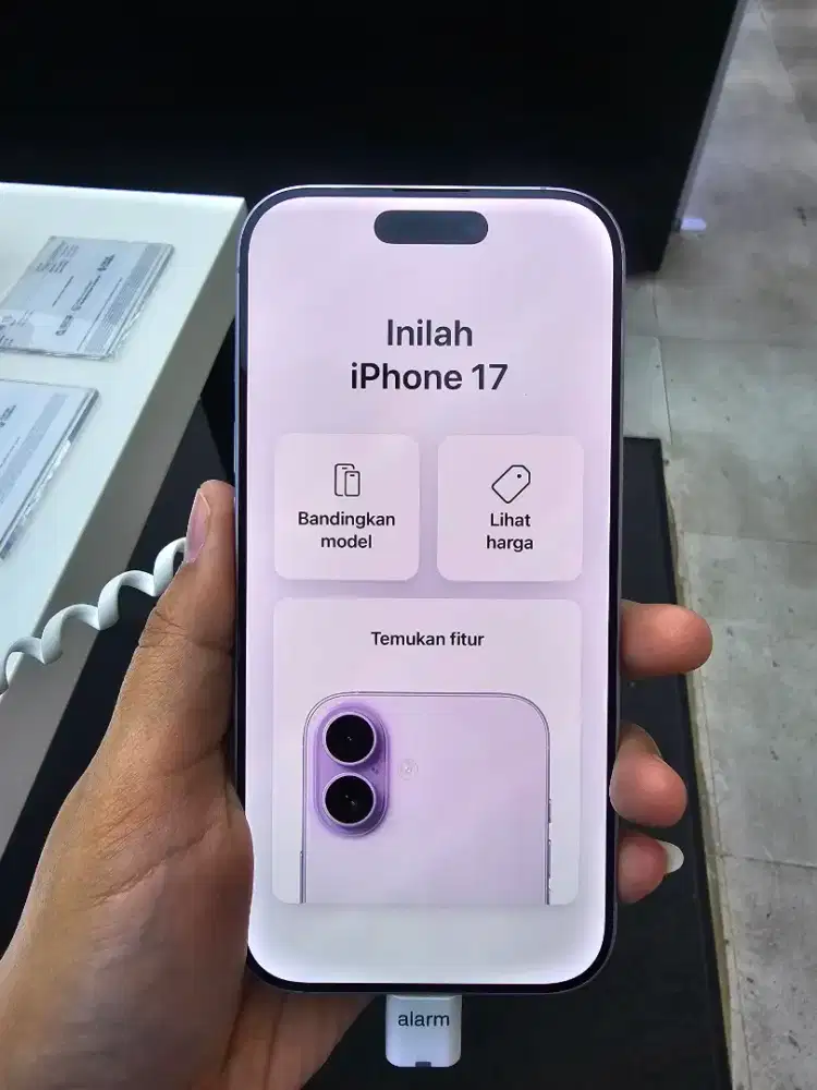 NEW IPHONE 17 256