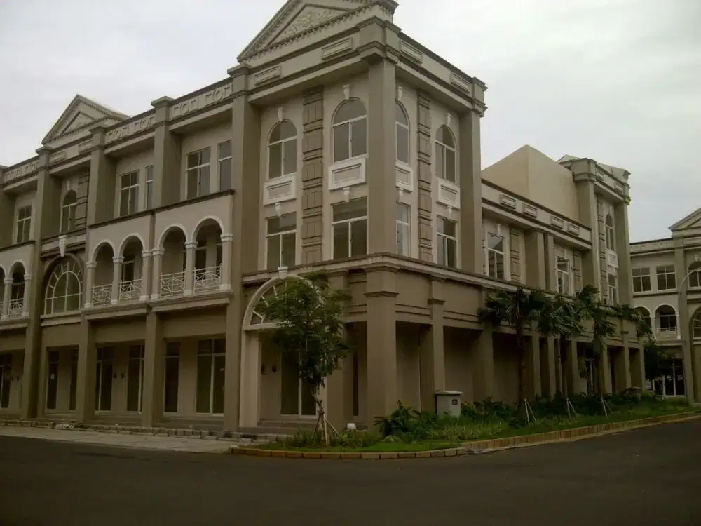 Ruko Hook 3 Lantai di Grand Galaxy Bekasi