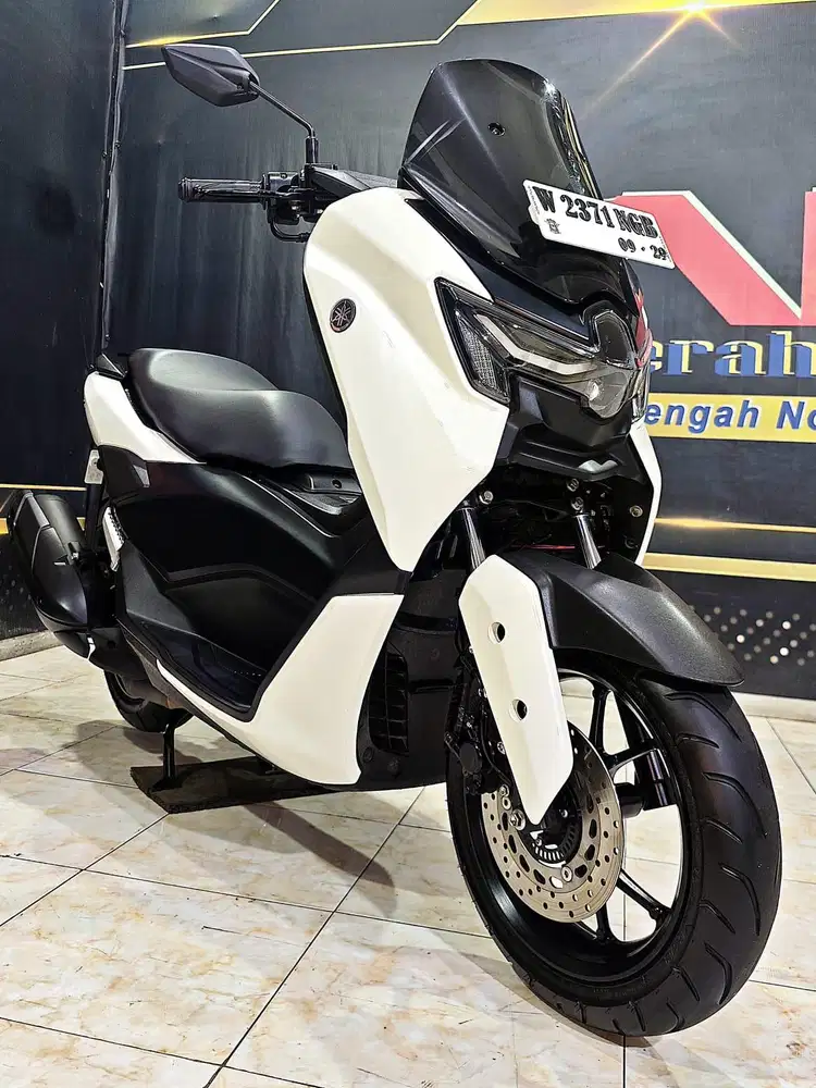 Yamaha Nmax Neo Th 2024 warna Putih Glossy. Anugerah Motor Rungkut