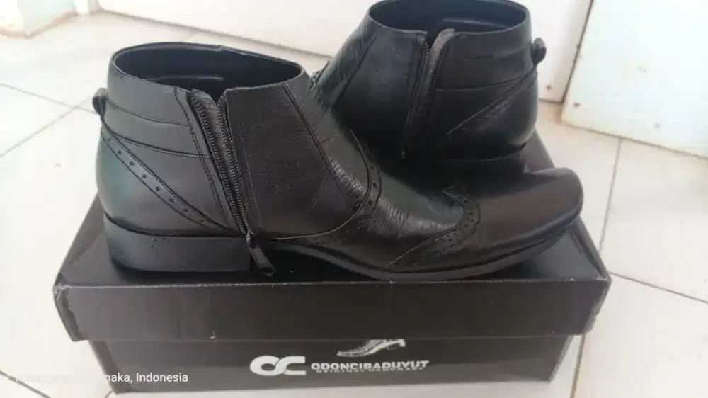 Sepatu pantofel Odon Cibaduyut