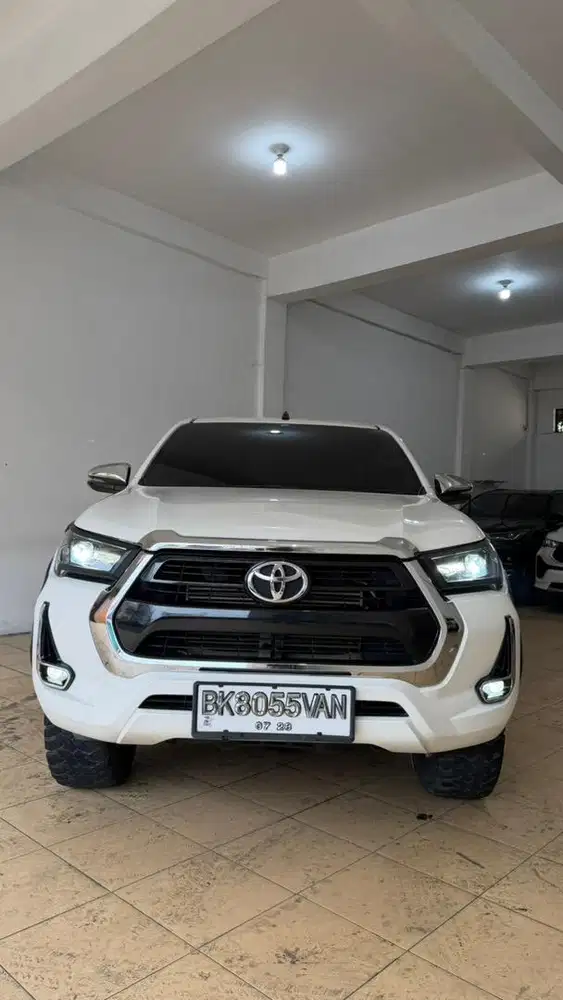 KM.34RB TOYOTA HILUX 2.4 V DC  4x4 AT 2023