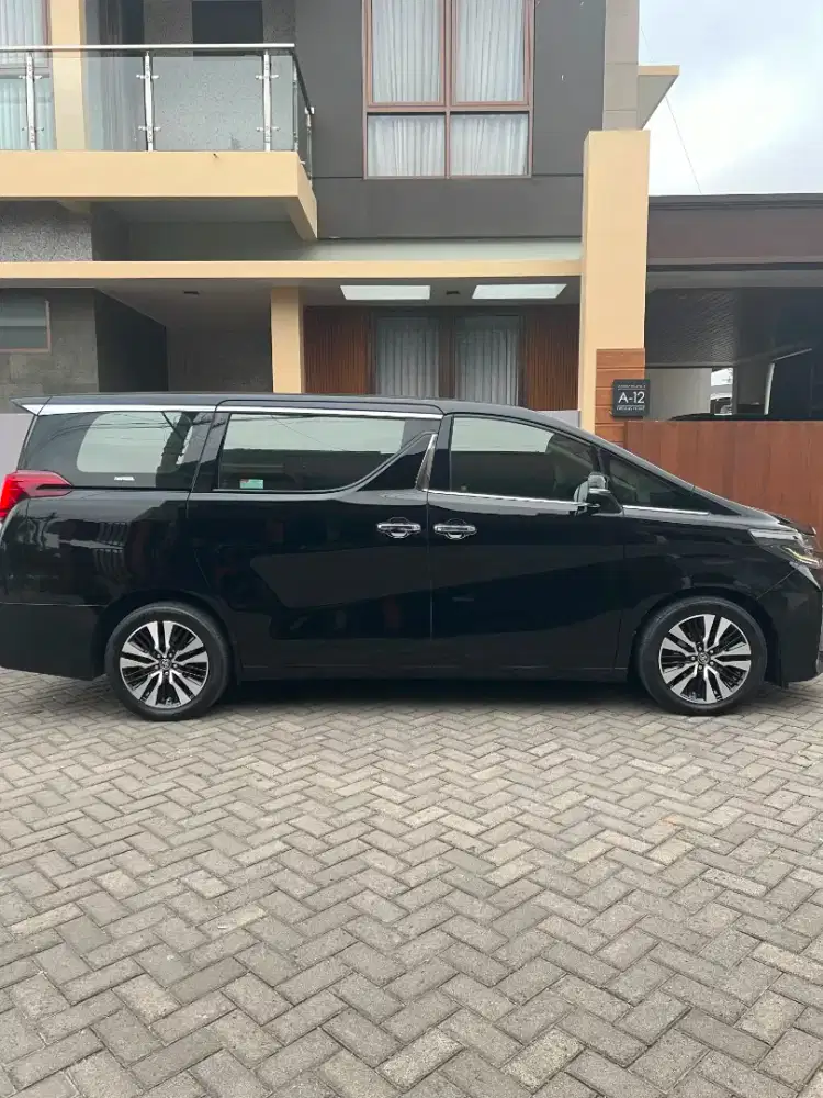ALPHARD 2.5 G ATPM CVT TSS SUPERRRR