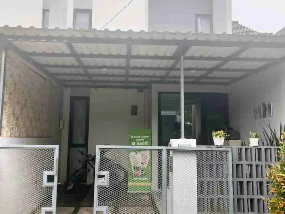 Dijual Cepat Rumah 2 lantai minim renov Adipura Gede Bage