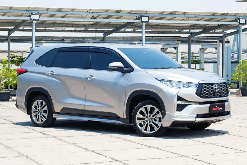 TOYOTA ZENIX Q 2.0 HYBRID MODELISTA 2025