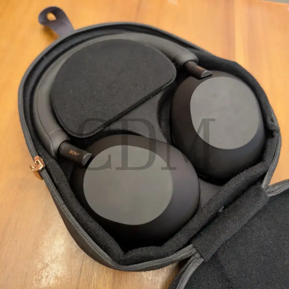 Sony WH-1000XM5 Black Unit Only