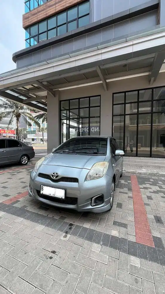 Toyota Yaris 2012 Bensin