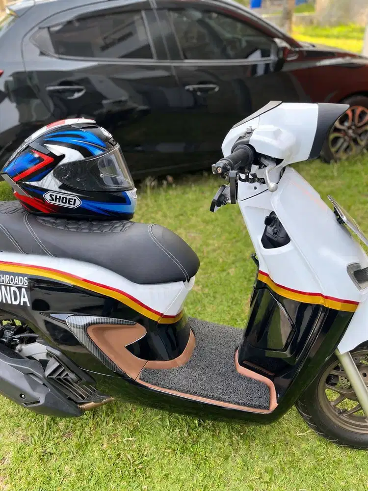Honda Stylo ABS 2025 warna hitam