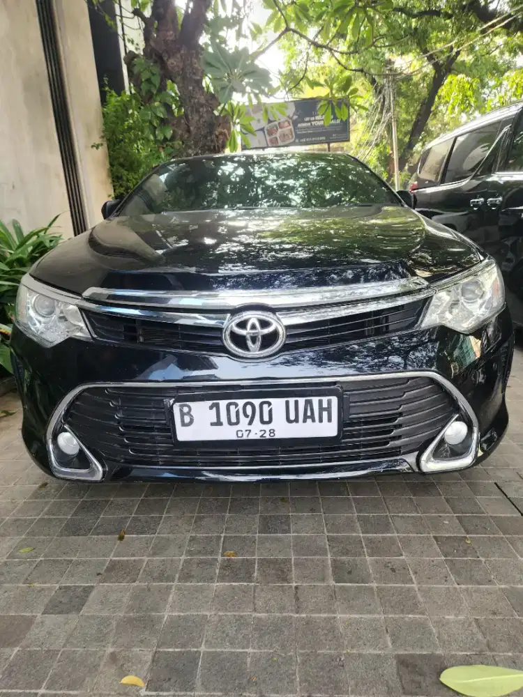 Di jual camry 2018 v matic