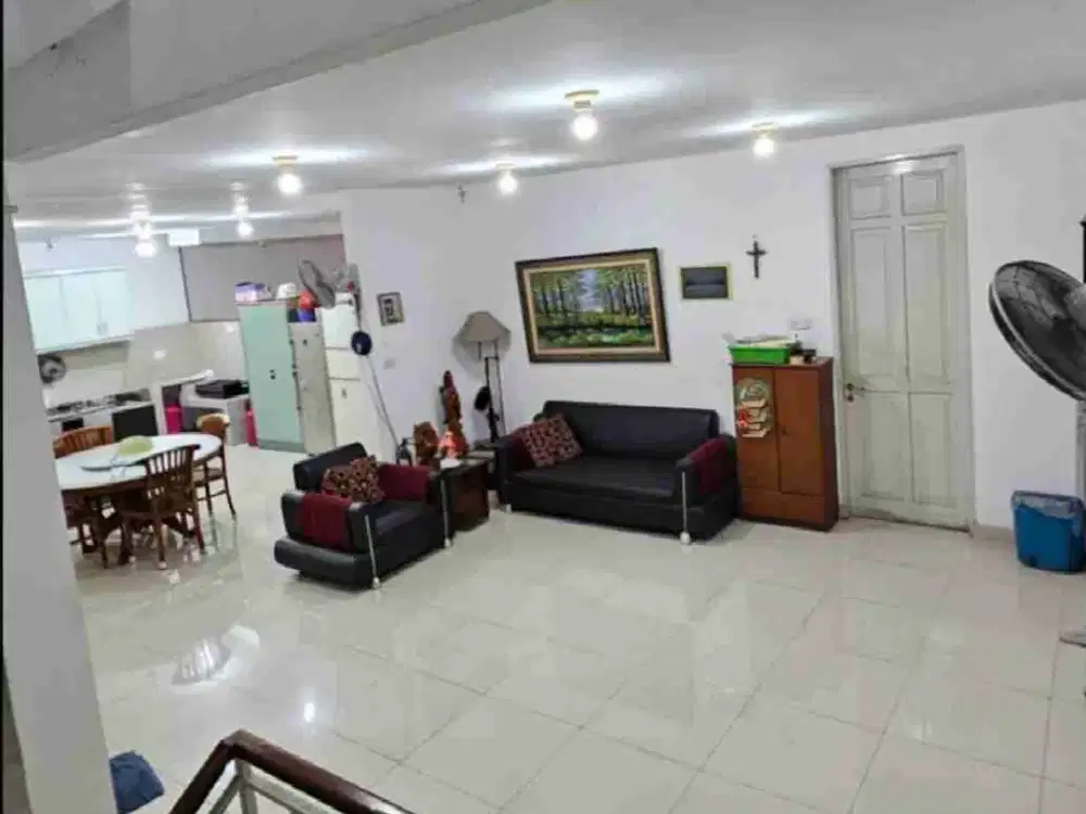 Rumah Murah Jalan lebar Bukit Gading Mediterania Kelapa Gading Jakut