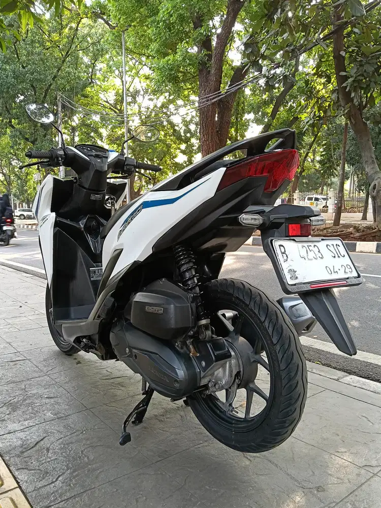 DIJUAL CASH NEW HONDA VARIO 125 CBS FI THN 2019 PJK IDUP SIAP PAKAI