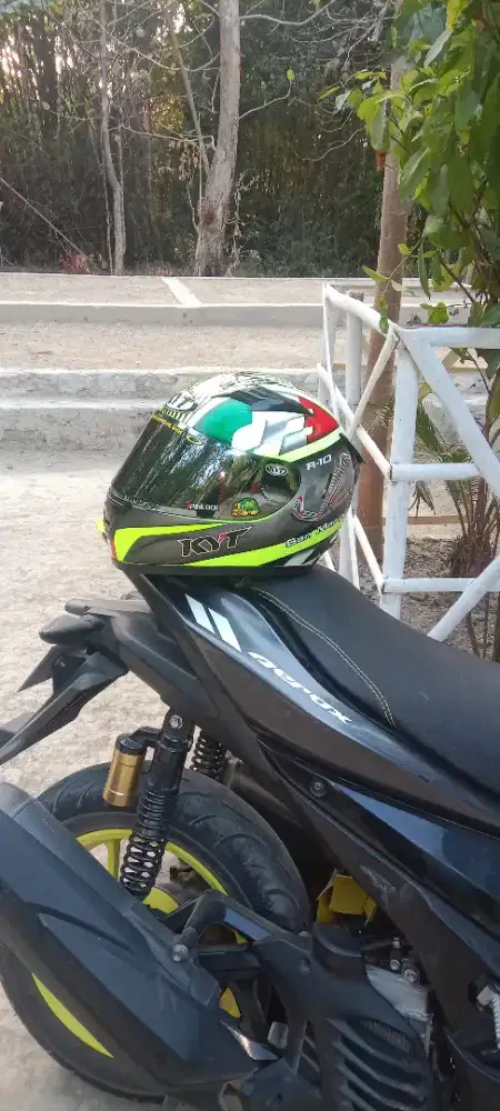 Helm ktt r10 ff
