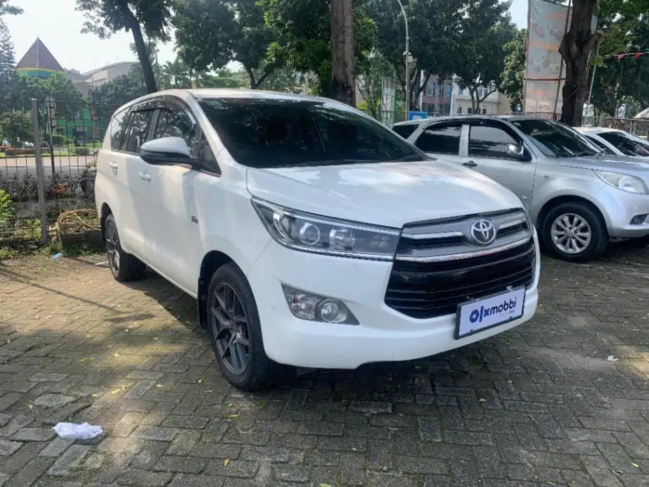 DP MURAH Toyota Kijang Innova 2.0 V Bensin-AT 2018  CZKKB