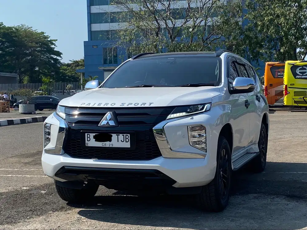 PAJERO DAKAR ELITE LIMITED EDITION AT PUTIH 2024