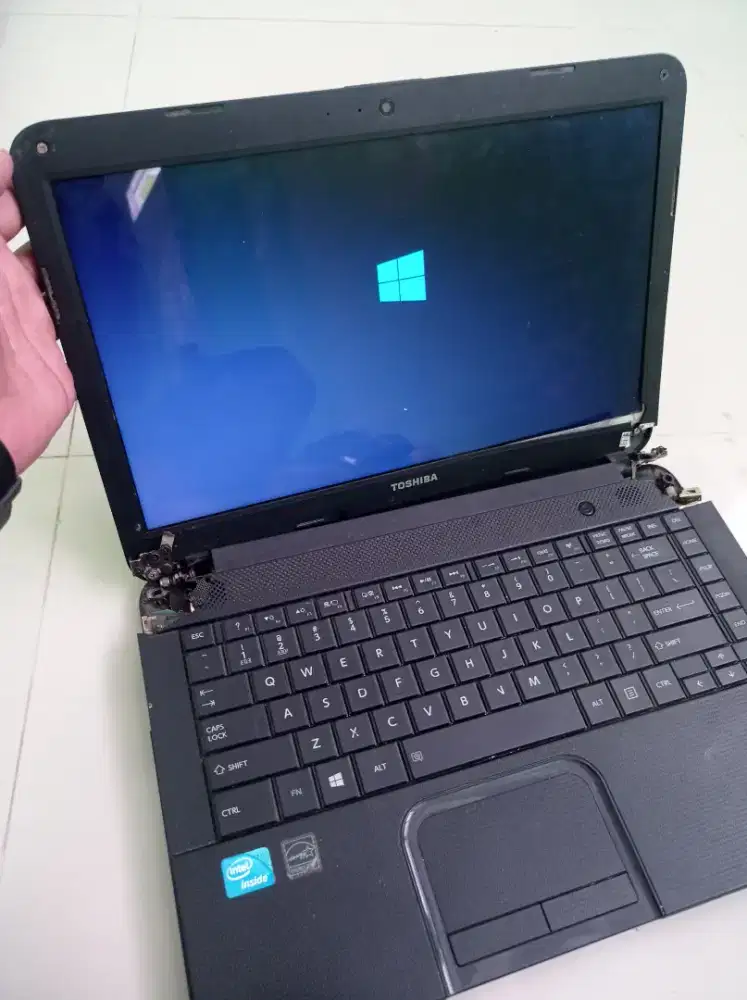 Want To Sale Toshiba c 800 Intel Pentium