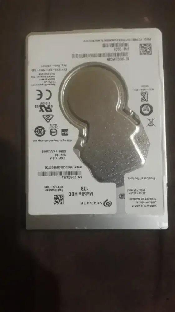 Hardisk dan ram  laptop 2tb 1tb 4gb kondisi bekas copotan normal