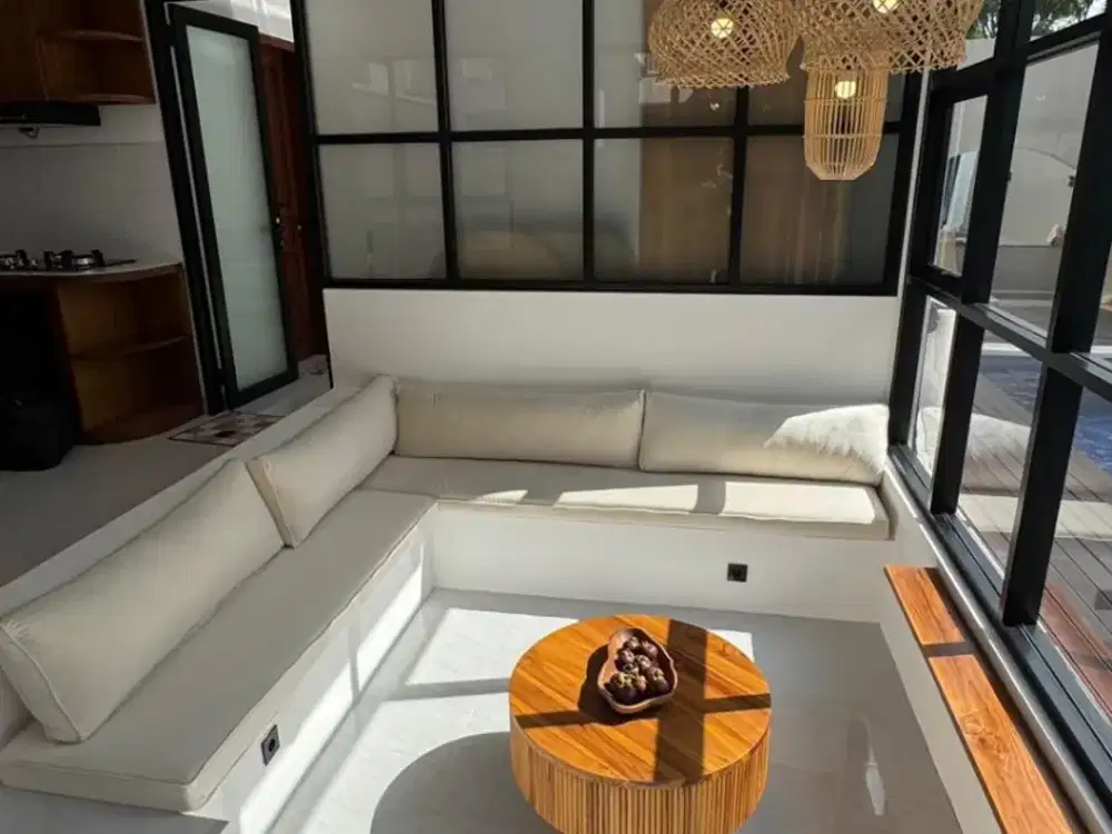 3-UNIT VILLA WITH SWIMMING POOL & ROOFTOP FOR SALE IN UNGASAN, BADUNG, BALI