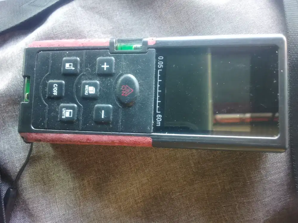 Alat ukur laser dan digital  merek waysear
