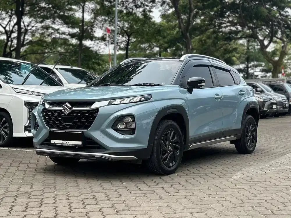 SUZUKI FRONX SGX TWO TONE 1.5 HYBRID AT BIRU 2025, KM 13RB
