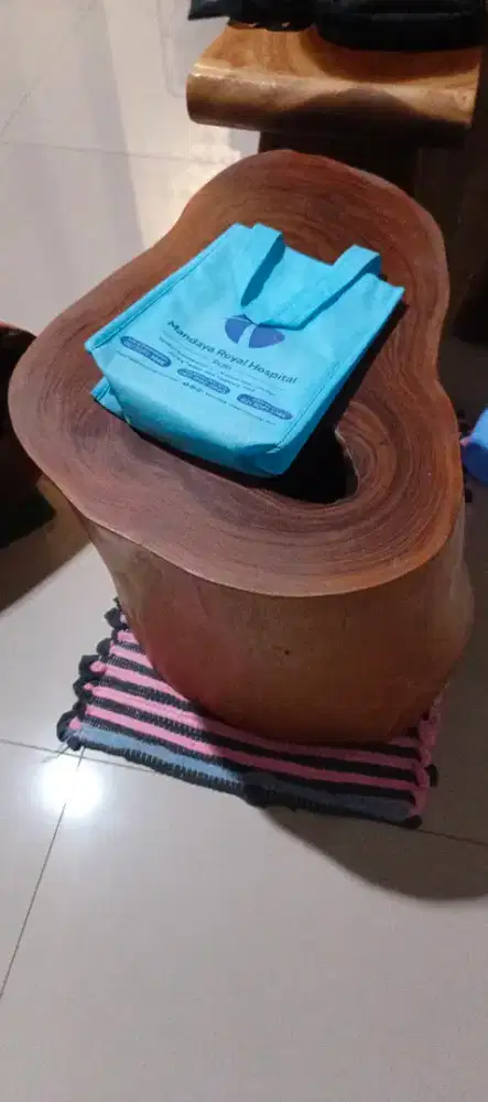 Wooden Log Besar Kayu Jati Solid Artistic – Unik & Natural