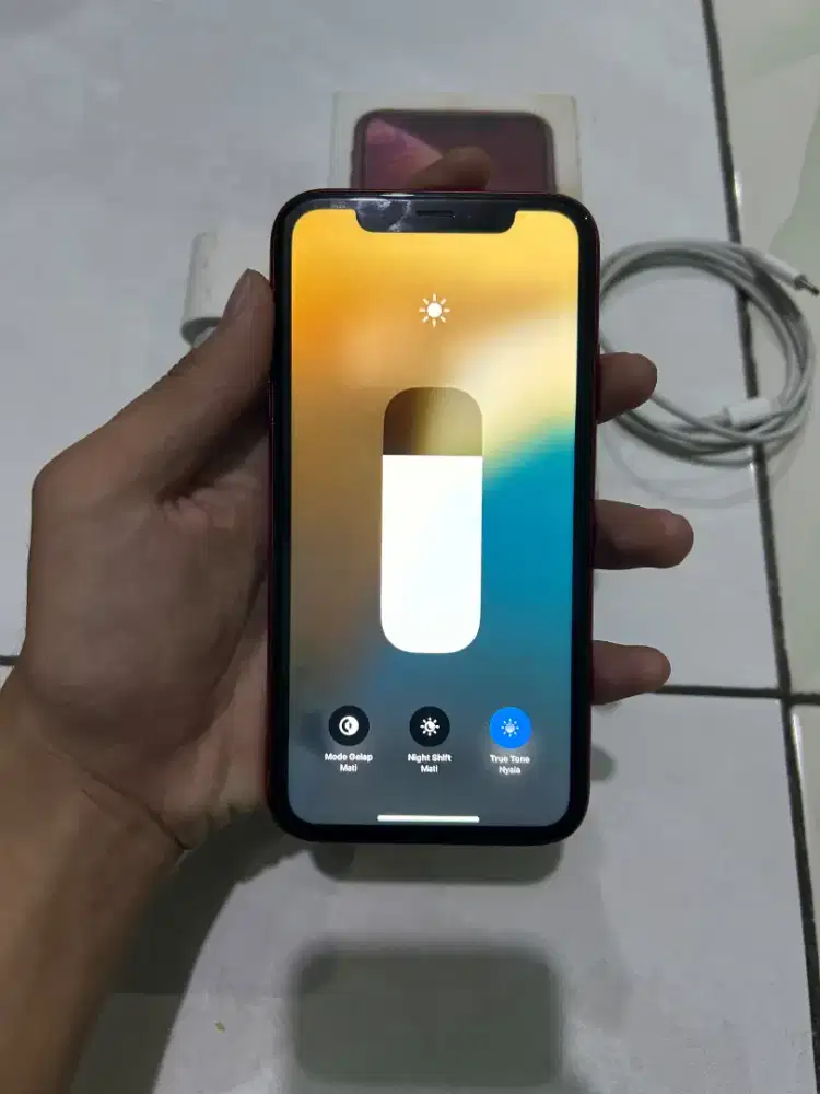 iPhone xr red 64 gb ibox