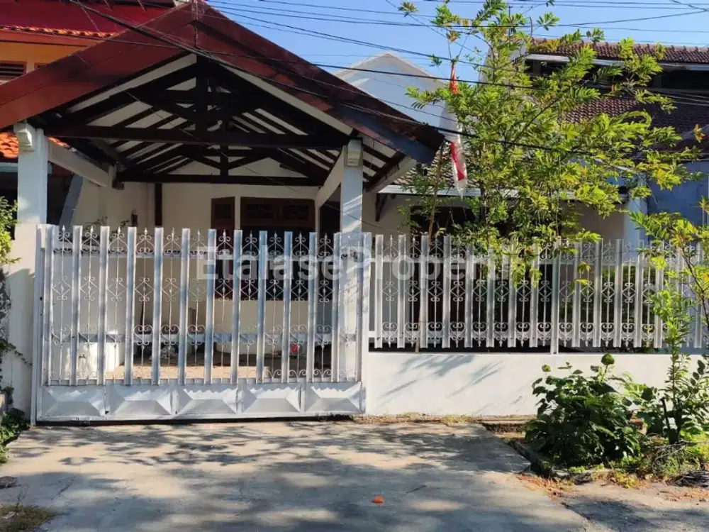 Disewakan rumah baratajaya dekat kampus untag
