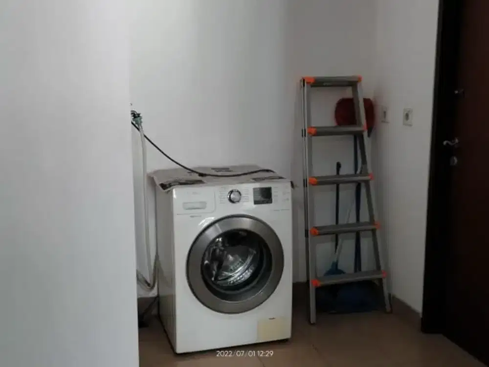 DI JUAL CEPAT UNIT APARTEMEN ROYALE SPRINGHILL RESIDENCE KEMAYORAN