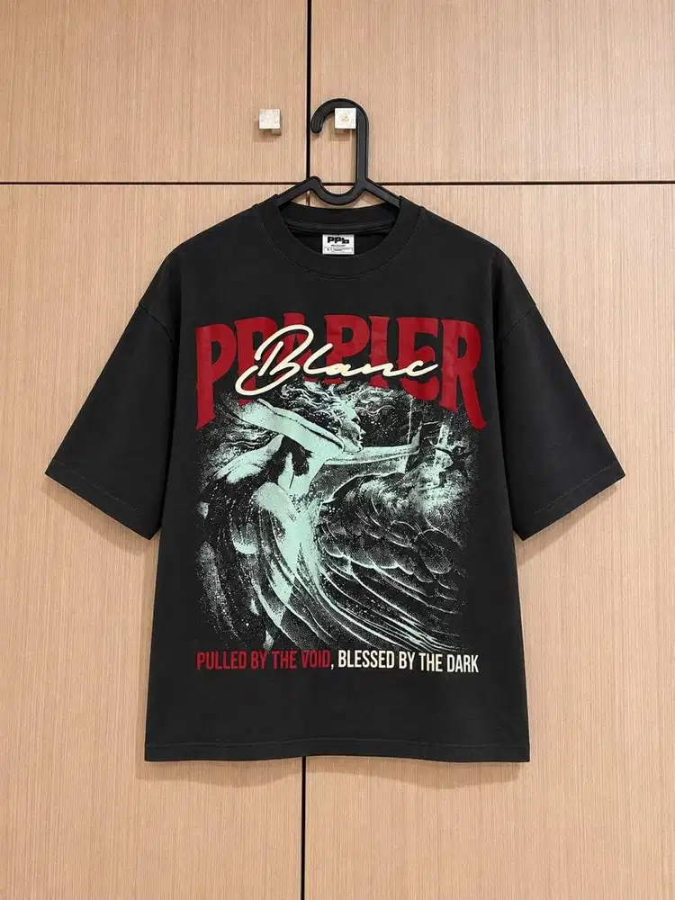Kaos Artwork Oversized L