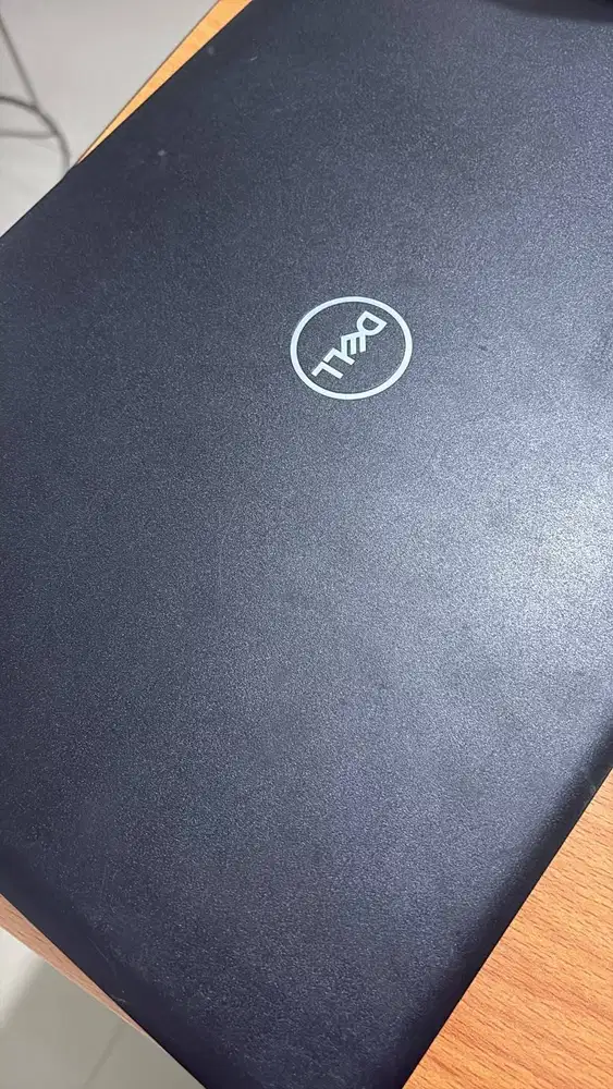 Laptop Dell Latitude 3490 / i7-8550U