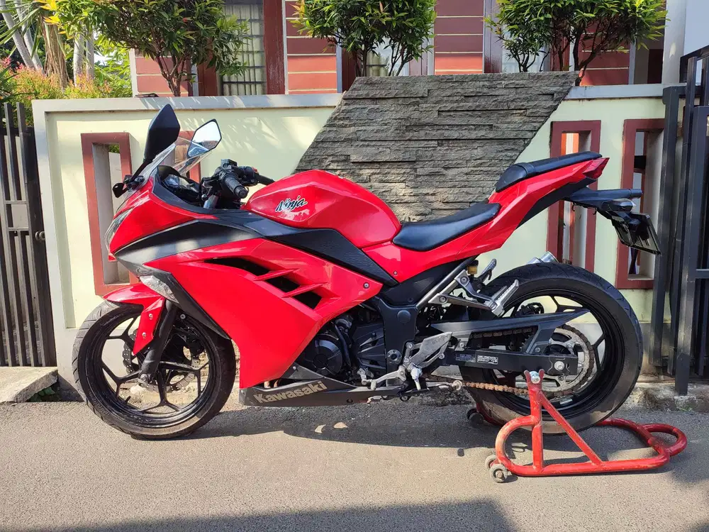 #JUAL NINJA 250 FI TAHUN 2013 KM 8RB