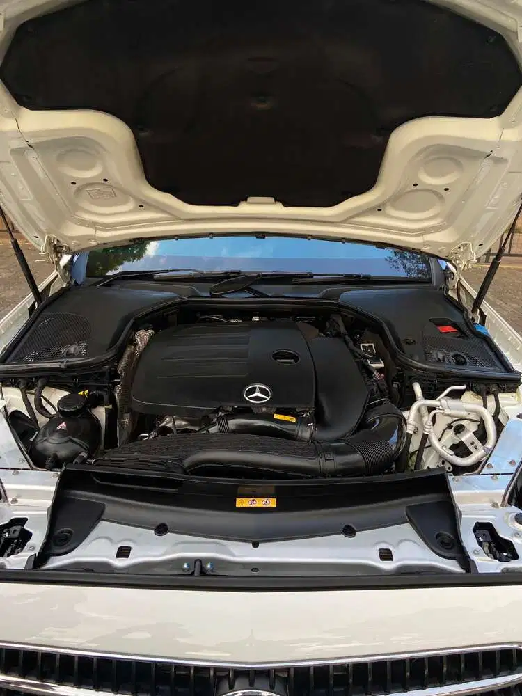 Mercedes-Benz E200 2023 Bensin