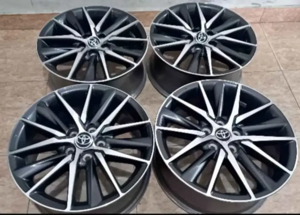 Velg Camry R18 Hybrid All New Camry Ori Toyota Camry,innova,nav,voxy