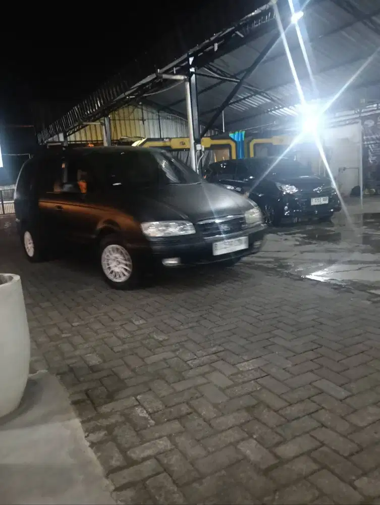 Hyundai Trajet GL