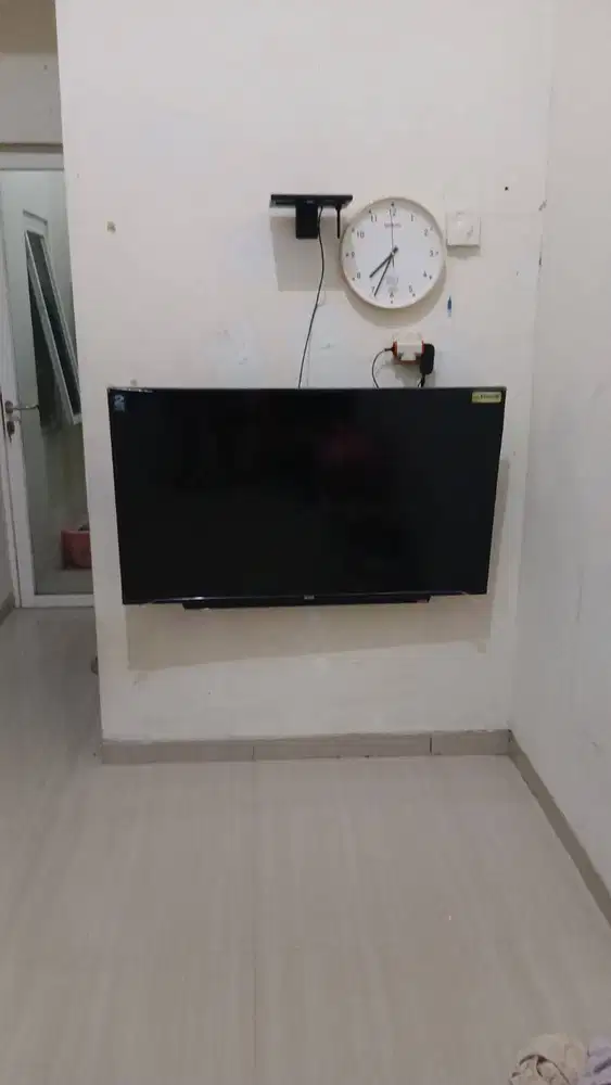 tv bekas akari 55 inchi
