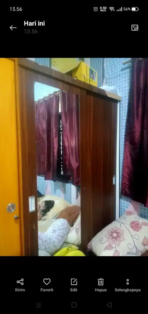 Lemari Pakaian Sliding 2 Pintu + Kaca Motif Kayu Coklat - Bekas jkt