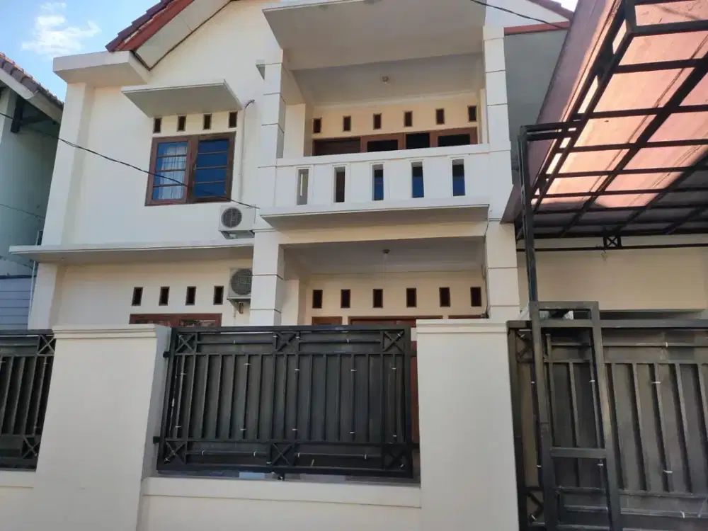 Disewakan rumah murah bagus 2 lantai di Taman Pulogebang Cakung Jakarta Timur siap huni minimalis modern