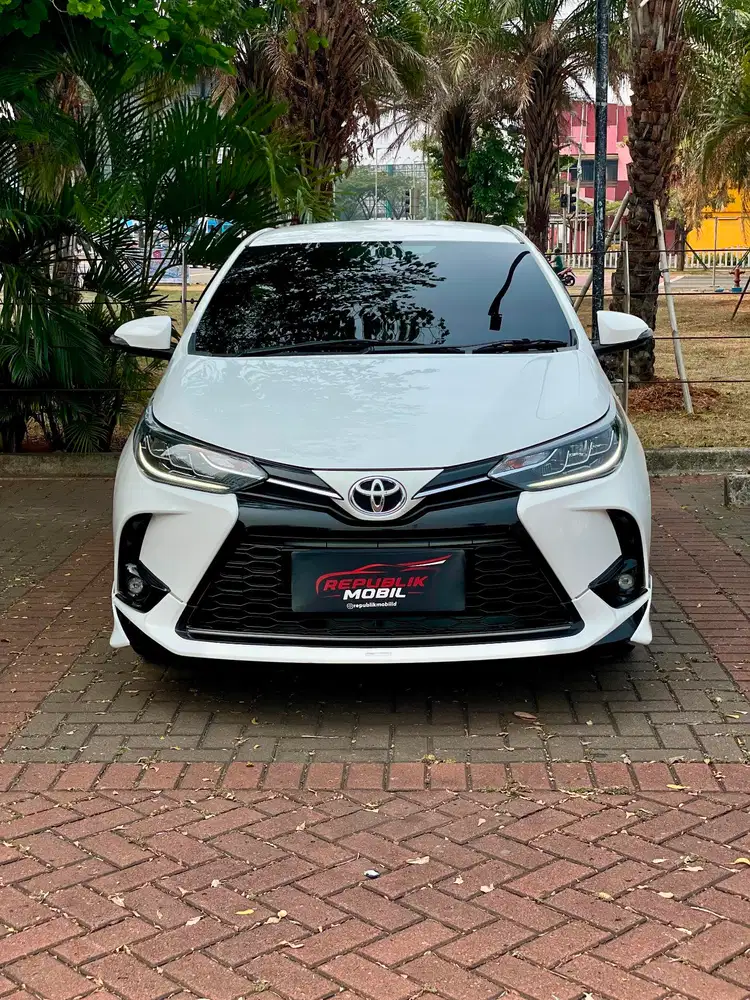 SALE!!Toyota Yaris 1.5 S CVT 2022 22RB KM!!