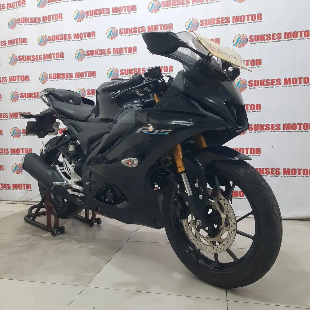 CASH KREDIT YAMAHA NEW R15 V4 CON TH 2023 HITAM MULUS UNIT BERGARANSI