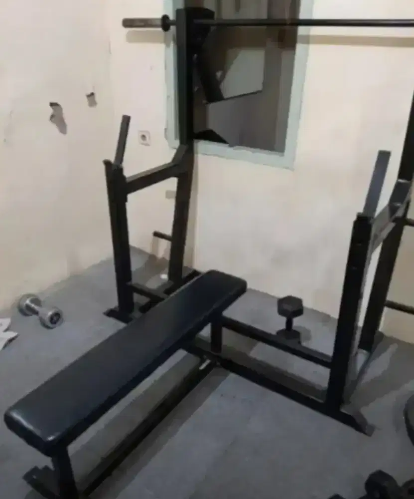 Bench press siap pakai