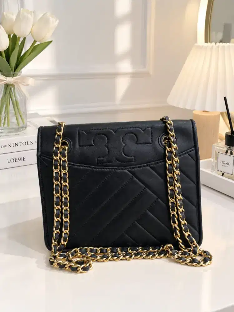 Tas Selempang Brand Tory Burch