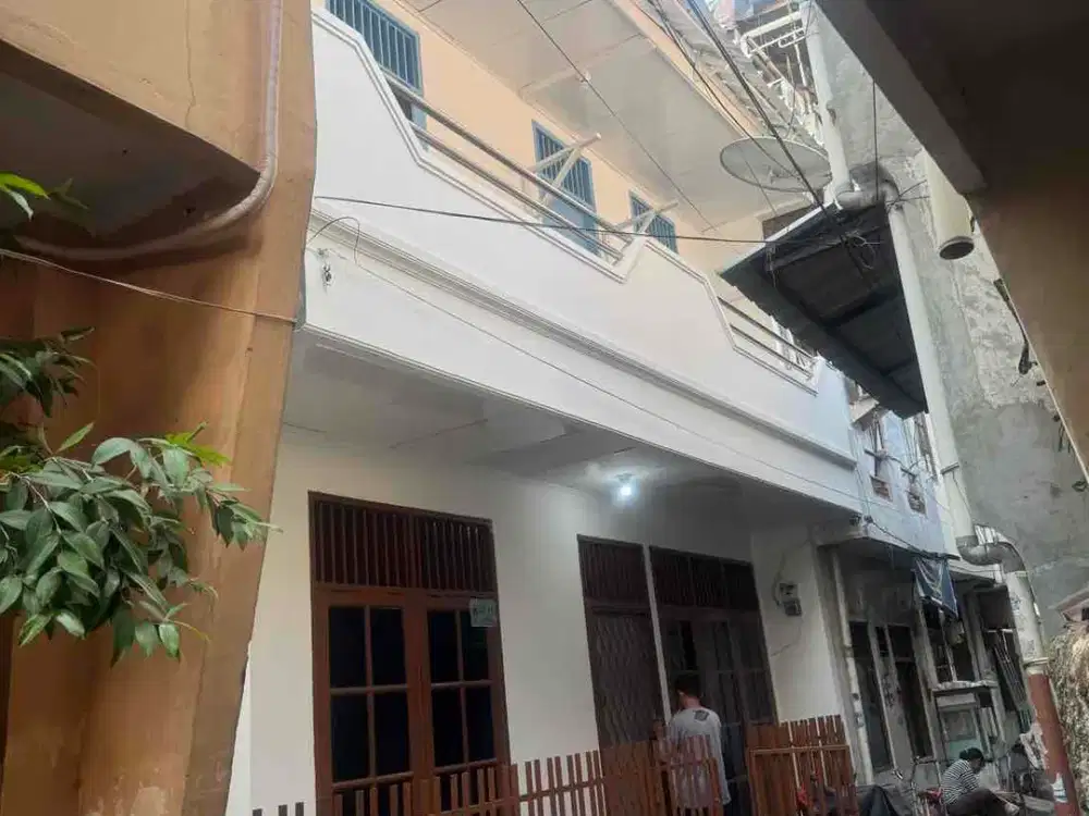 kontrakan baru rumah 2 lantai pangeran jayakarta