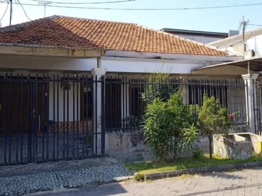 Wisma Mukti Luas dan Lebar Bagus Komplek Favorite