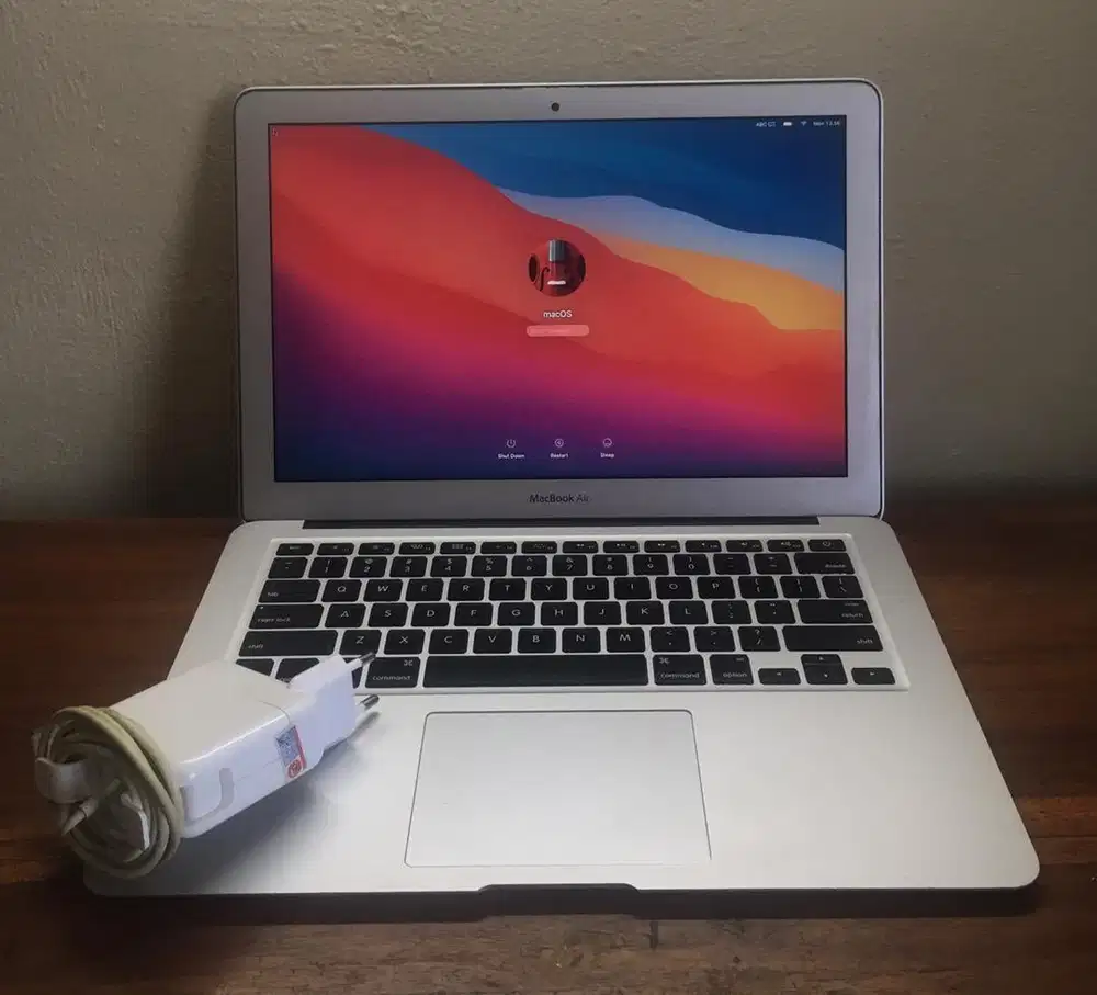 Macbook Air 13 inch 2014