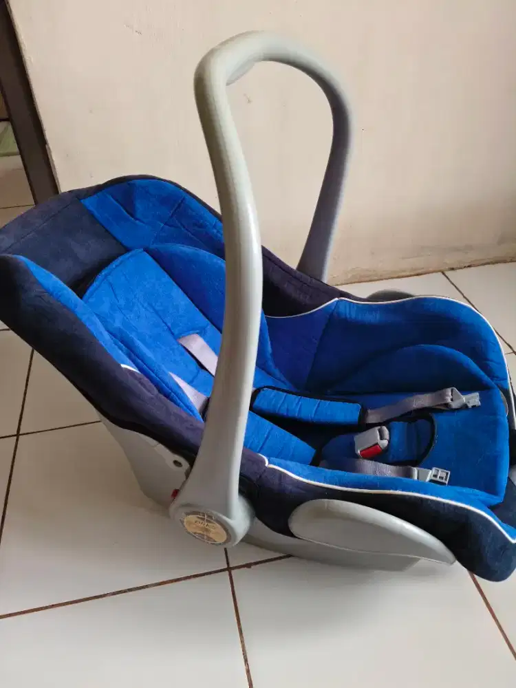 Carseat Bayi Merek Pliko