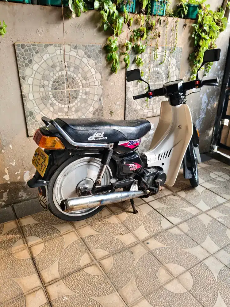 Suzuki Rc 100 bravo 1997