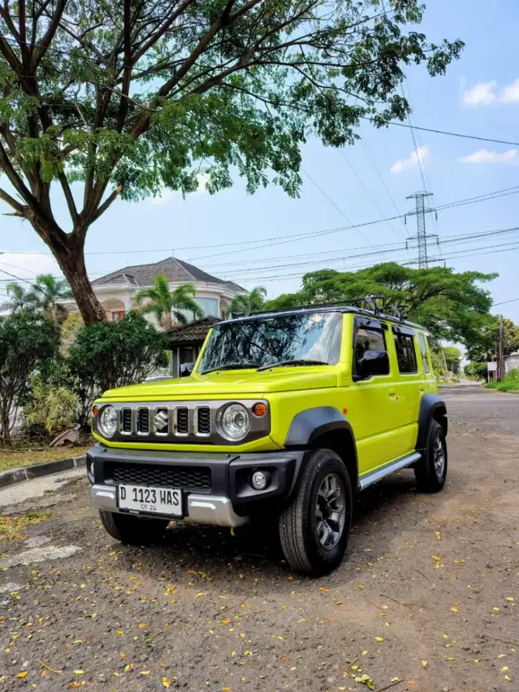 JIMNY LONG 4X4 MATIC 2024 5 PINTU ISTIMEWA - SEPERTI BARU & LOW KM