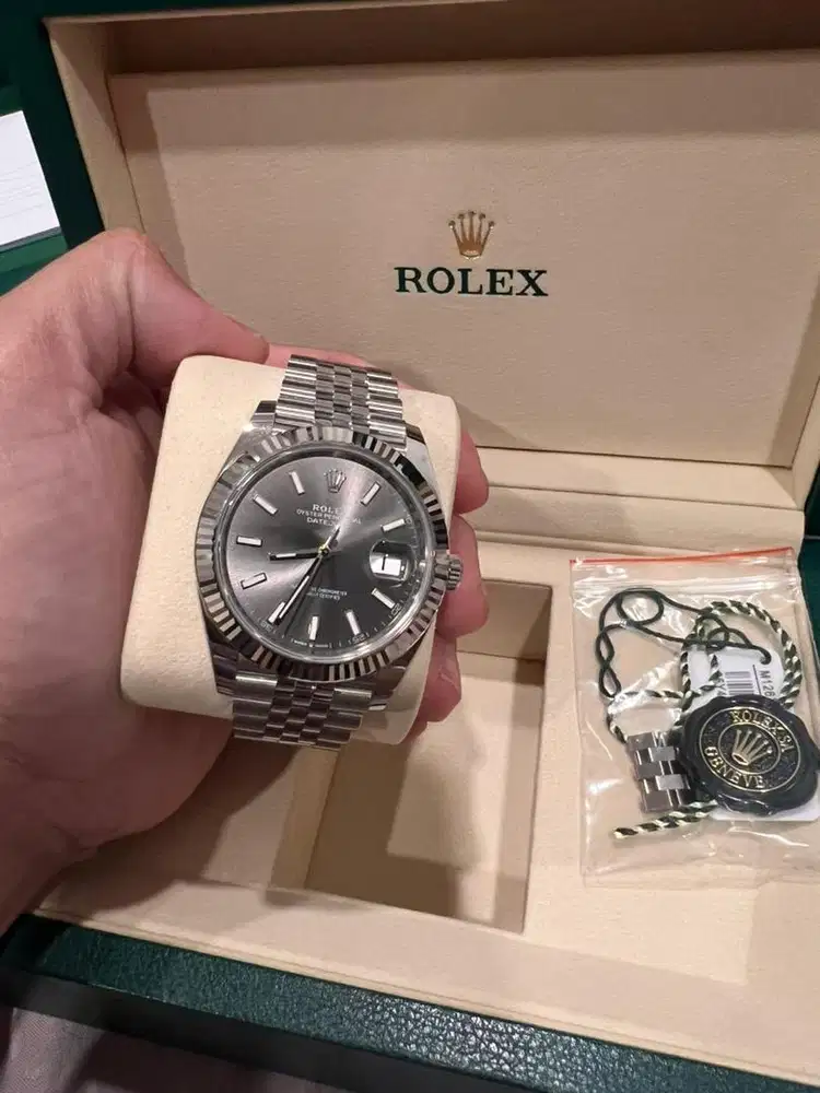 Rolex Datejust 41 126334 Rhodium Fluted Jubilee Full Set 2025 Like New
