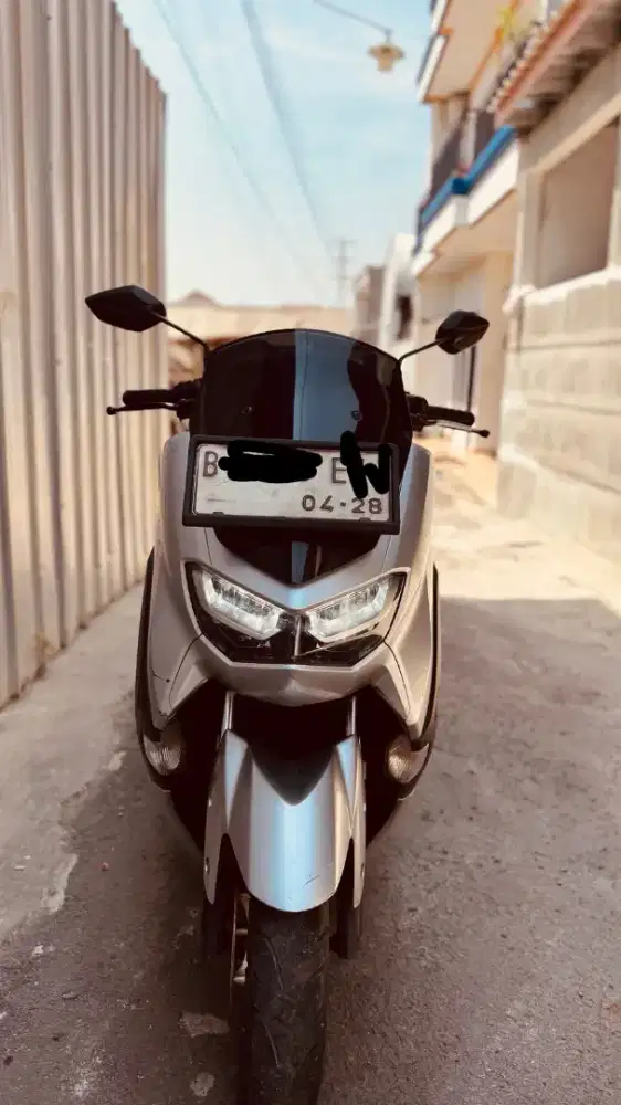 Nmax new connected 2023 non abs warna grey