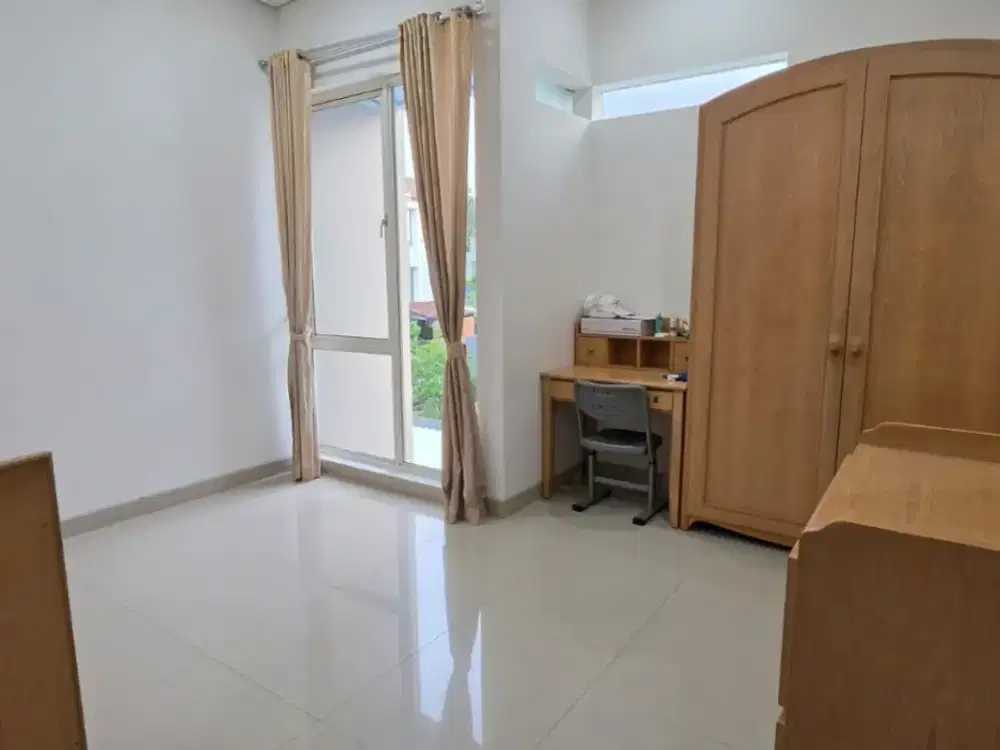 Dijual Rumah di Grand Puri Grisenda. Full Furnish