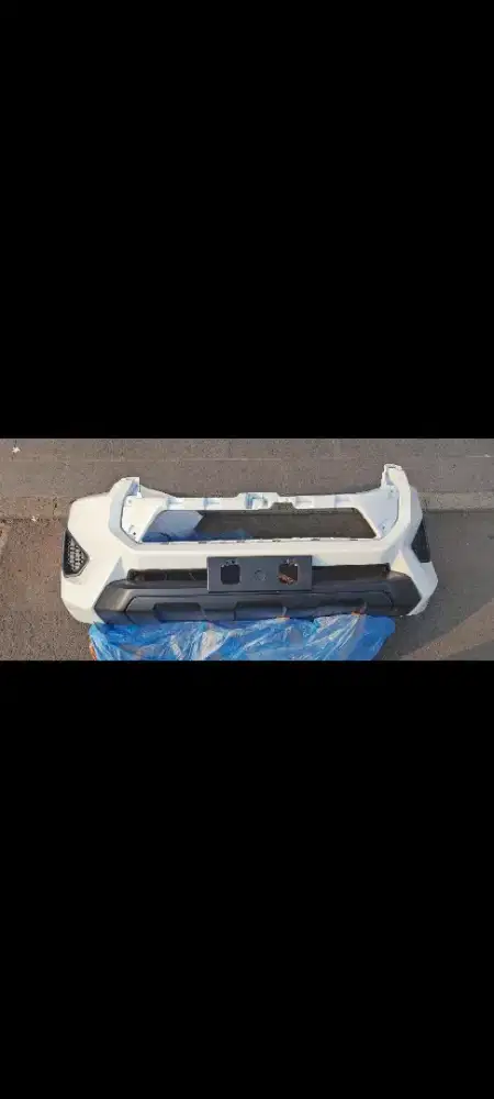 Bumper / Bemper Hilux 2024